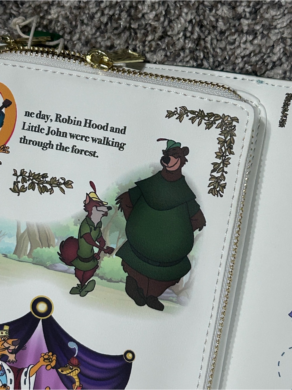 Disney Loungefly Robin Hood Green Zip-Around Crossbody - Picture 3 of 6